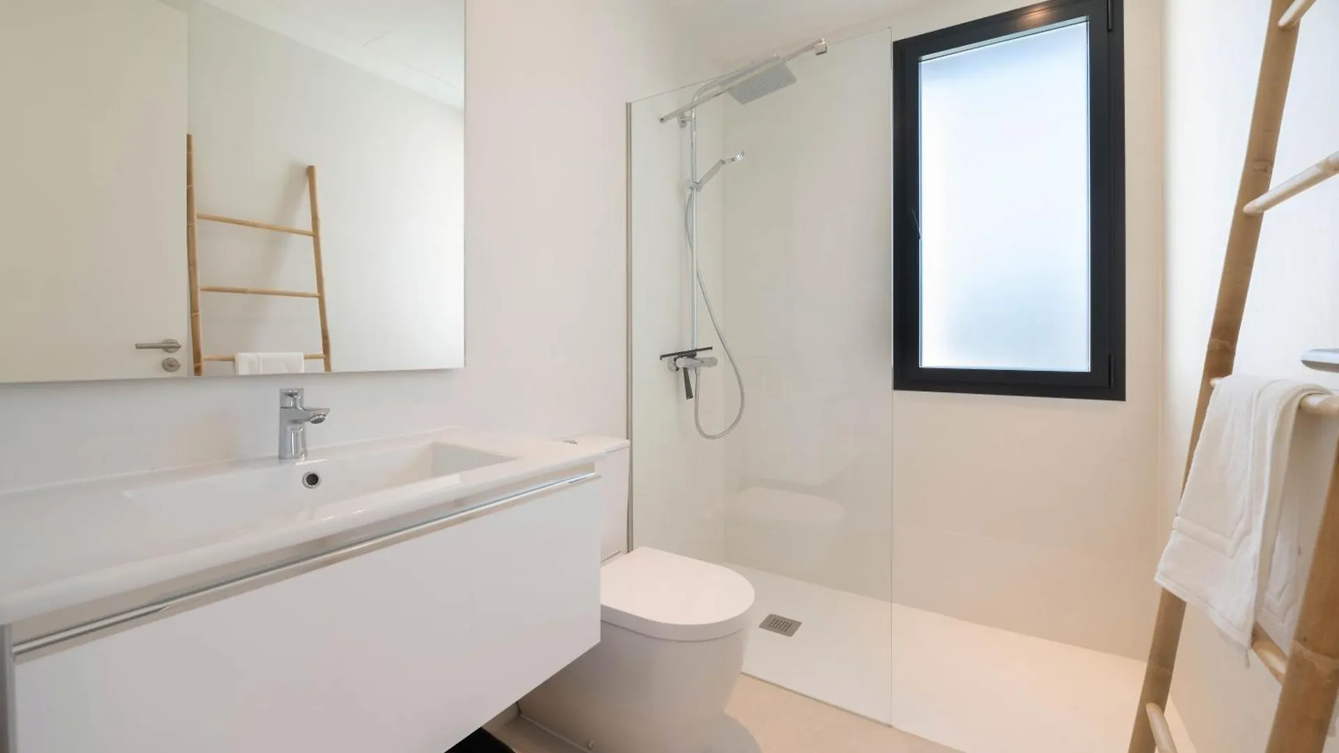 Villa Soul 17 En Santa Clara Golf, Un Alquiler Vacacional De Ensueno Marbella