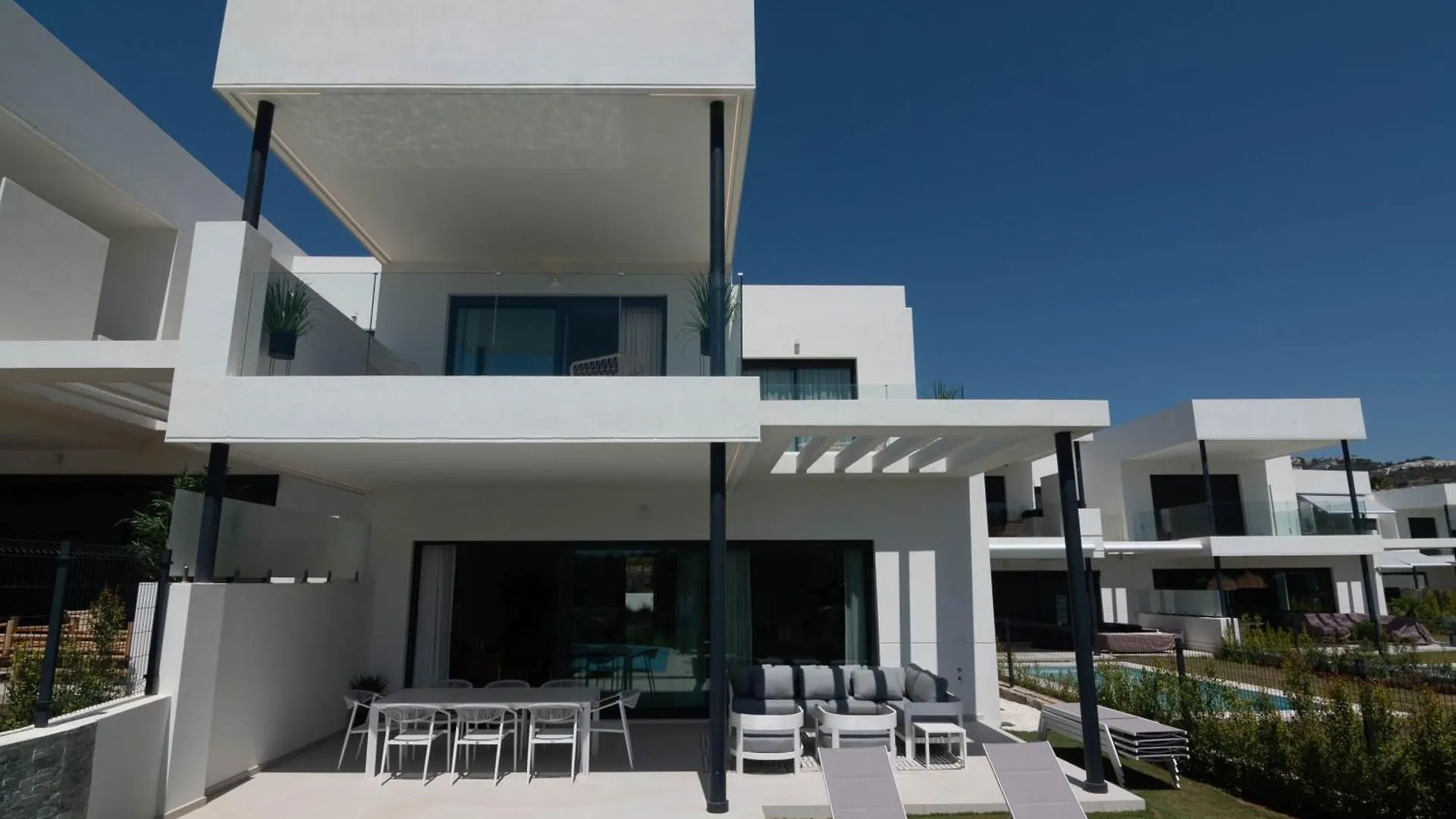 Villa Soul 17 En Santa Clara Golf, Un Alquiler Vacacional De Ensueno Marbella