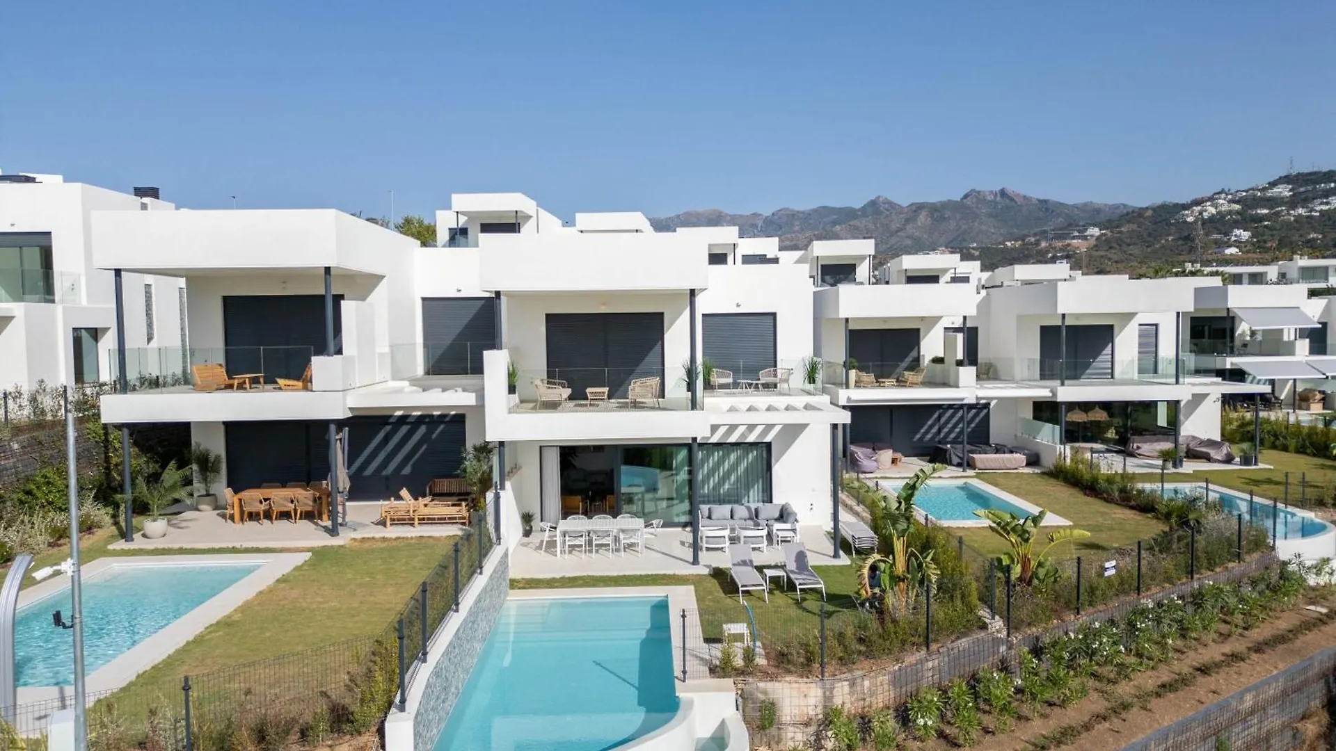 Villa Soul 17 En Santa Clara Golf, Un Alquiler Vacacional De Ensueno Marbella