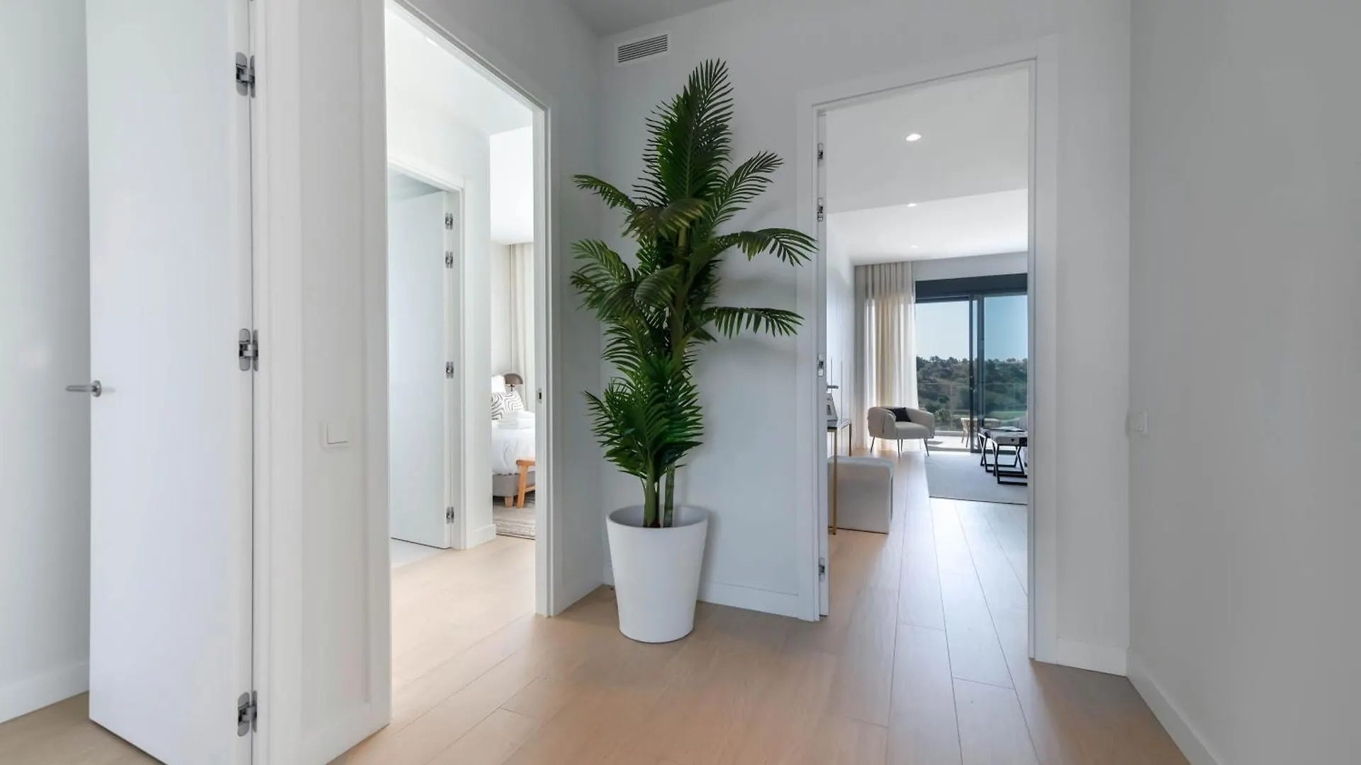 Villa Soul 17 En Santa Clara Golf, Un Alquiler Vacacional De Ensueno Marbella