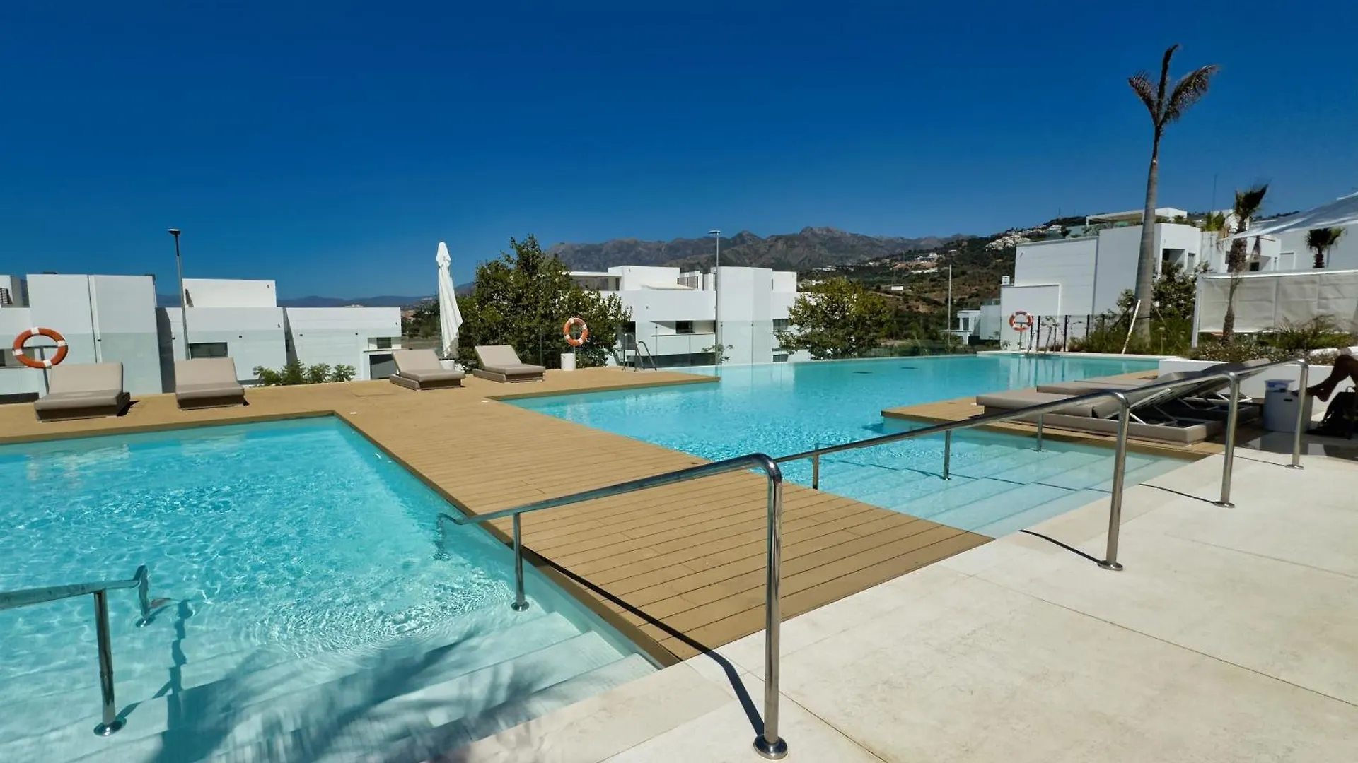 Villa Soul 17 En Santa Clara Golf, Un Alquiler Vacacional De Ensueno Marbella Spain