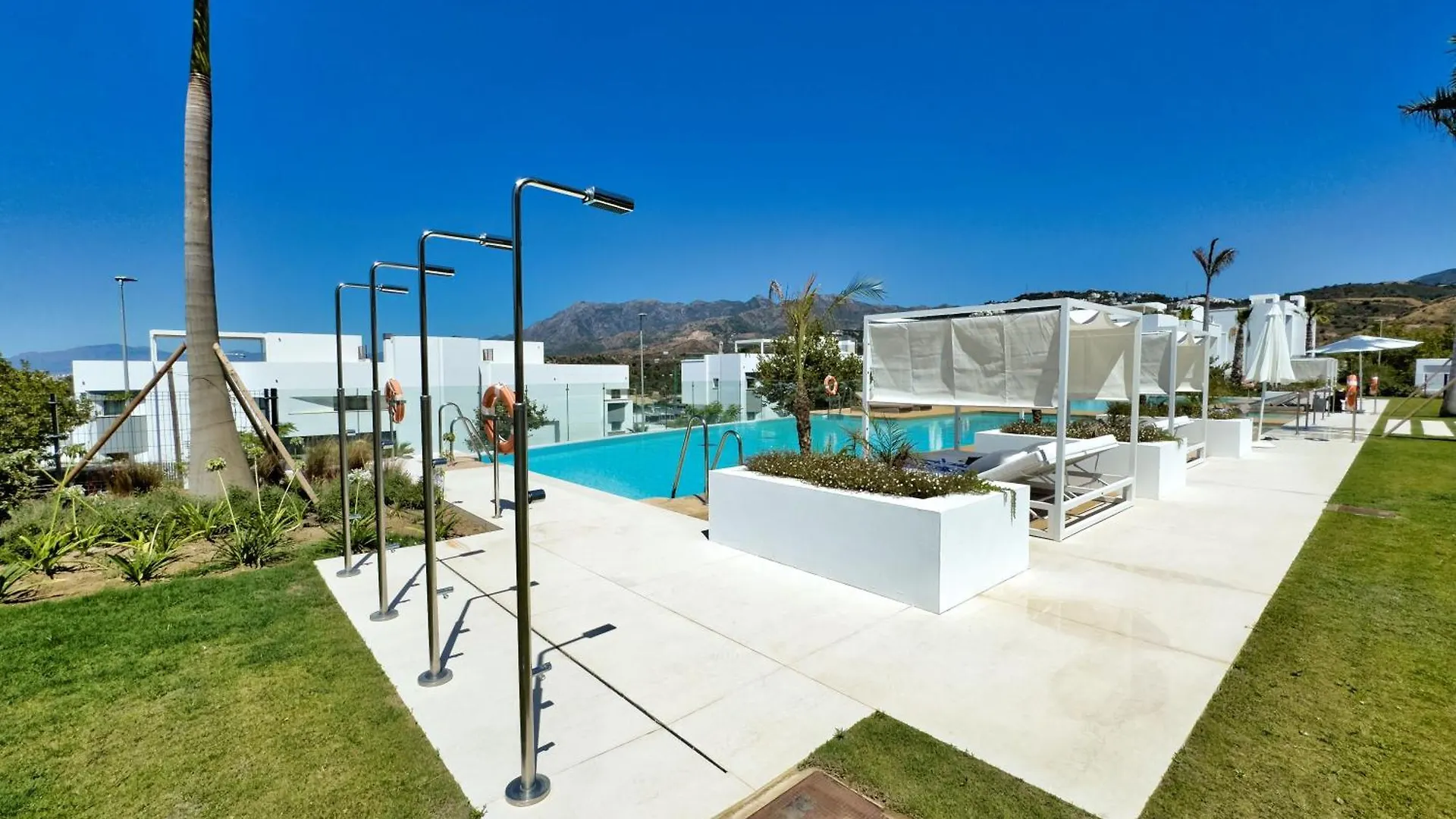 Villa Soul 17 En Santa Clara Golf, Un Alquiler Vacacional De Ensueno Marbella